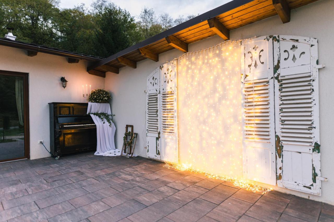 Готель Casa Tirol Blaj Екстер'єр фото