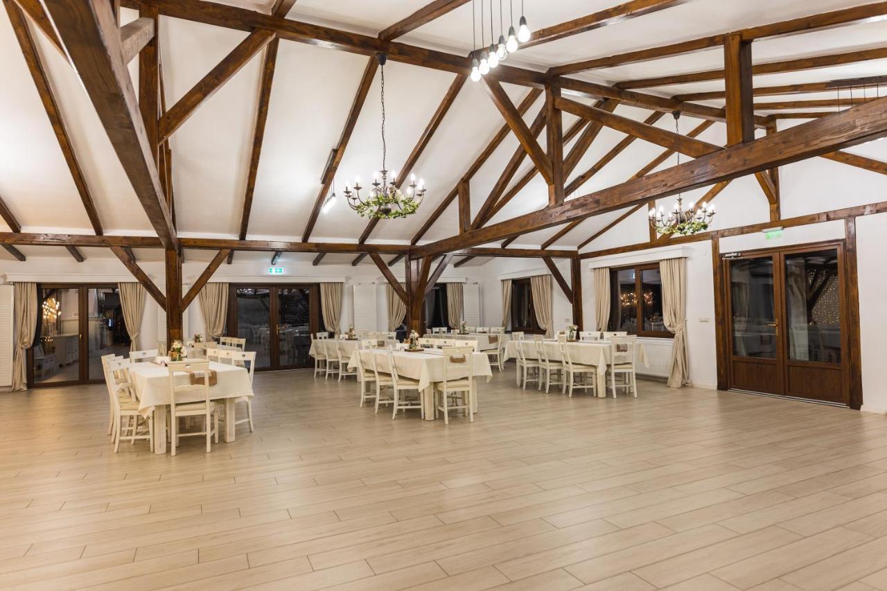 Готель Casa Tirol Blaj Екстер'єр фото
